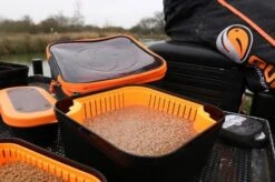 Bait Strainer 3,3 Pint - Guru -Kwaliteitswinkel Voor Visuitrusting 1266183926