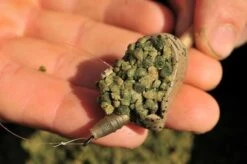 Guru - Feederkorven Hybrid Pellet Feeder - Guru -Kwaliteitswinkel Voor Visuitrusting 1266185961